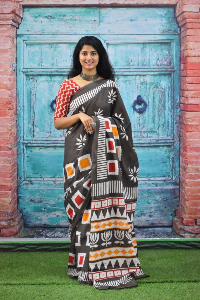 batik print saree