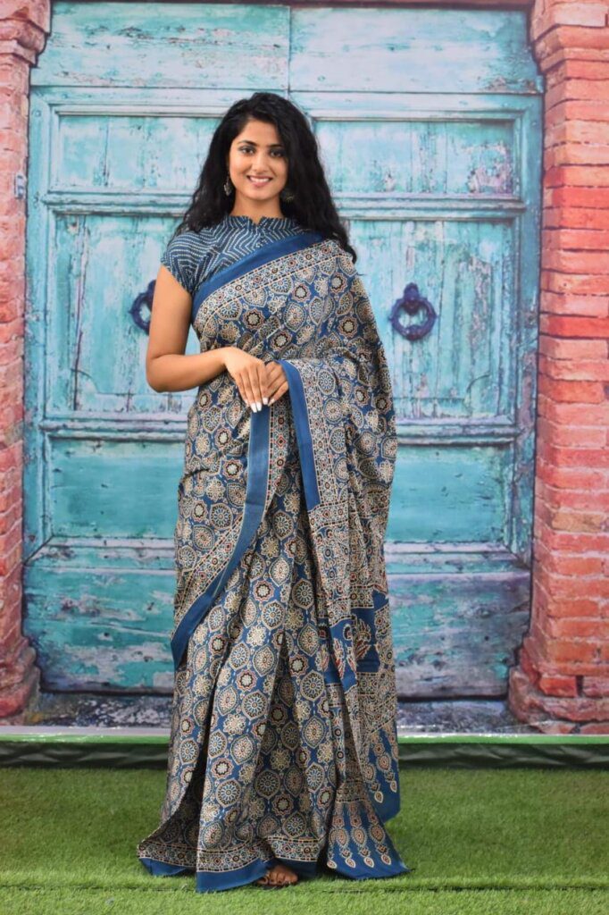 Cotton Saree With Blouse